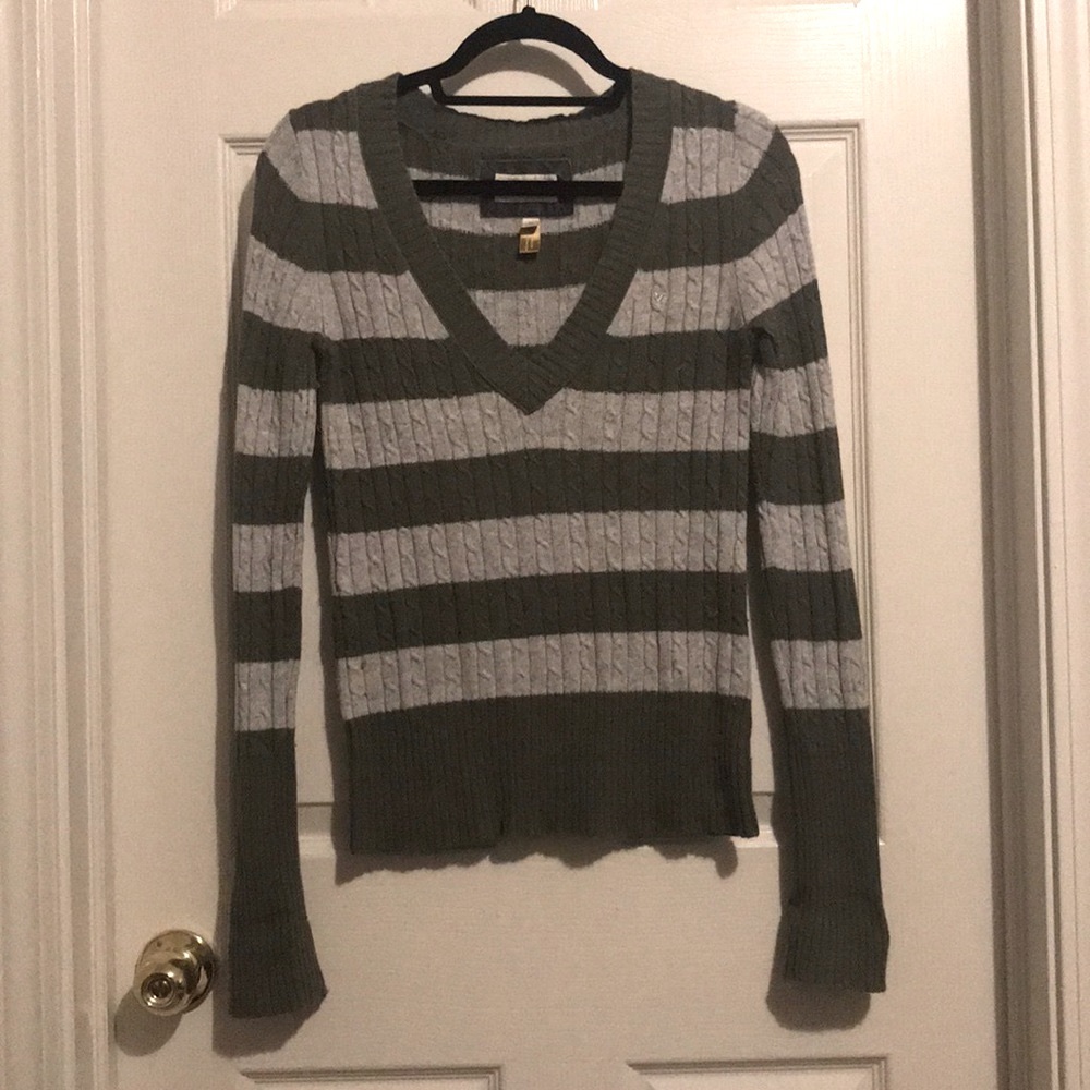 AEO Gray and Green Striped V-Neck Sweater